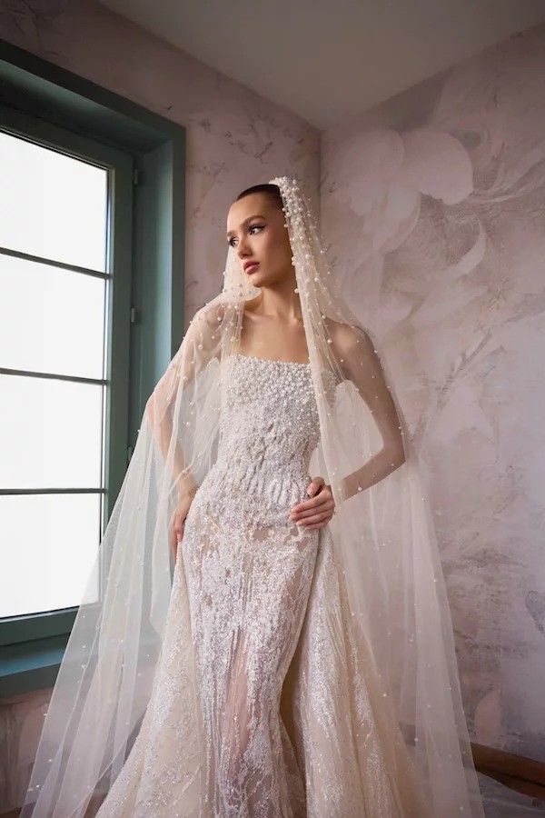 فستان زفاف للعروس الرومانسية من طوني ورد