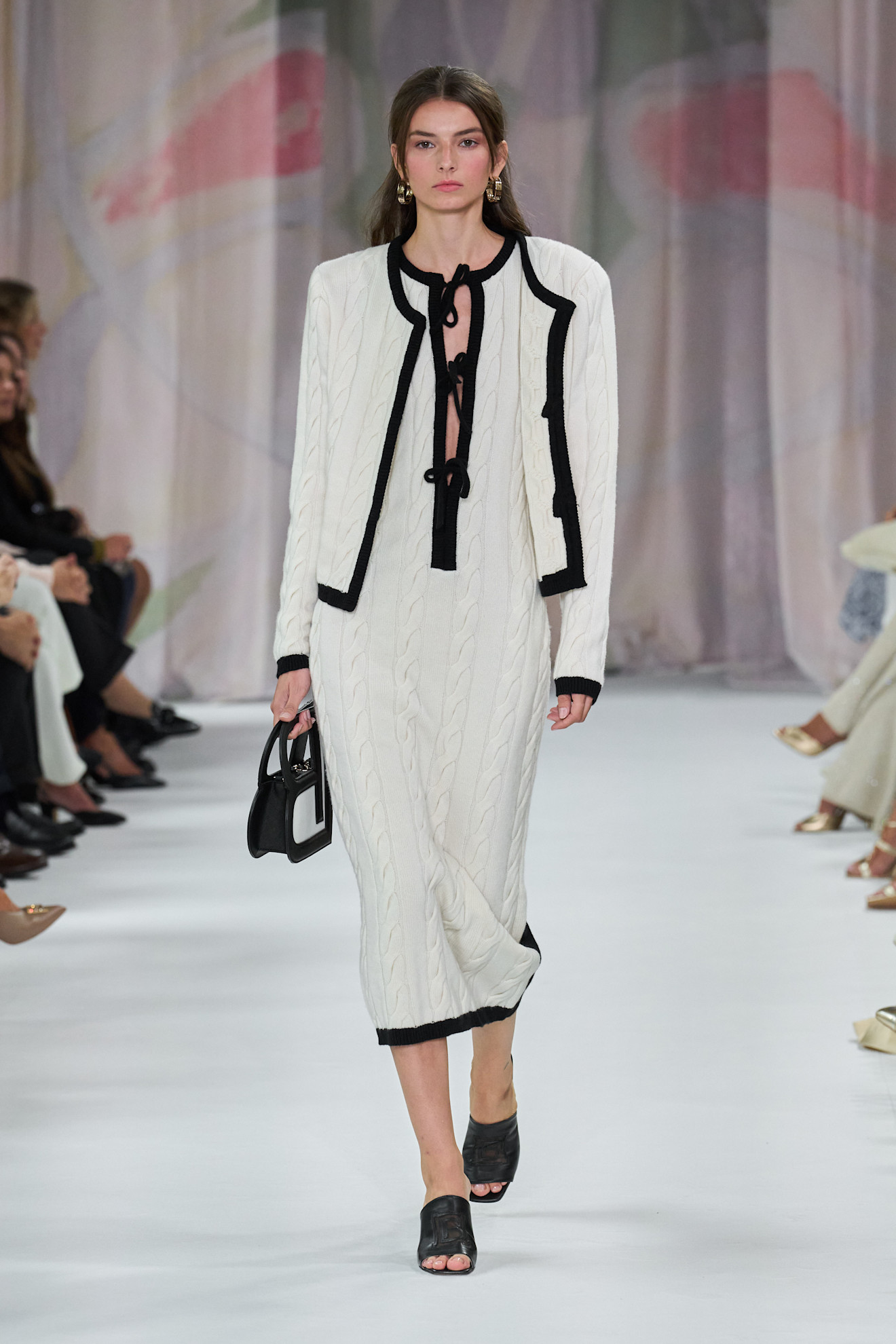 فستان طويل مع كارديغان من ‏Biagiotti