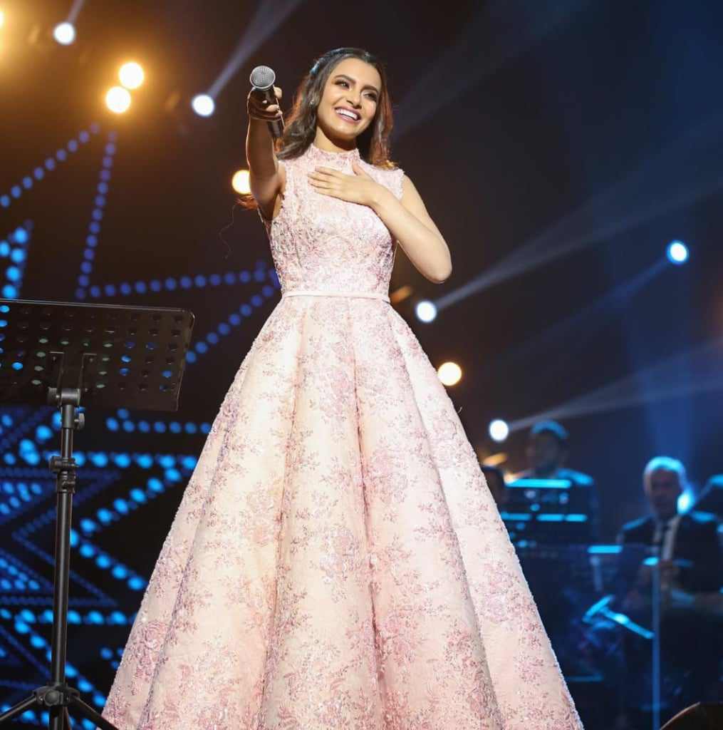 فستان كارمن سليمان من توقيع EMAN ALAJLAN