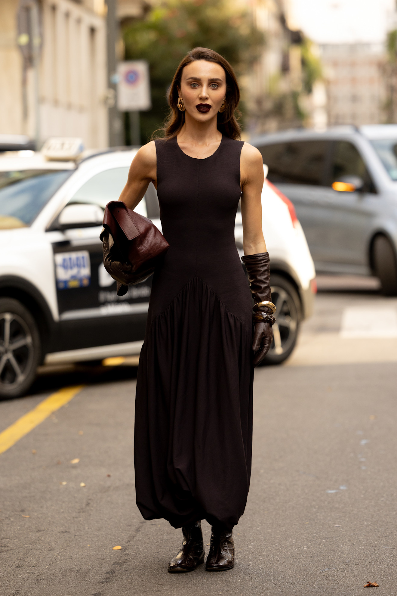 فستان متعدد التنسيقات من شوارع ميلان