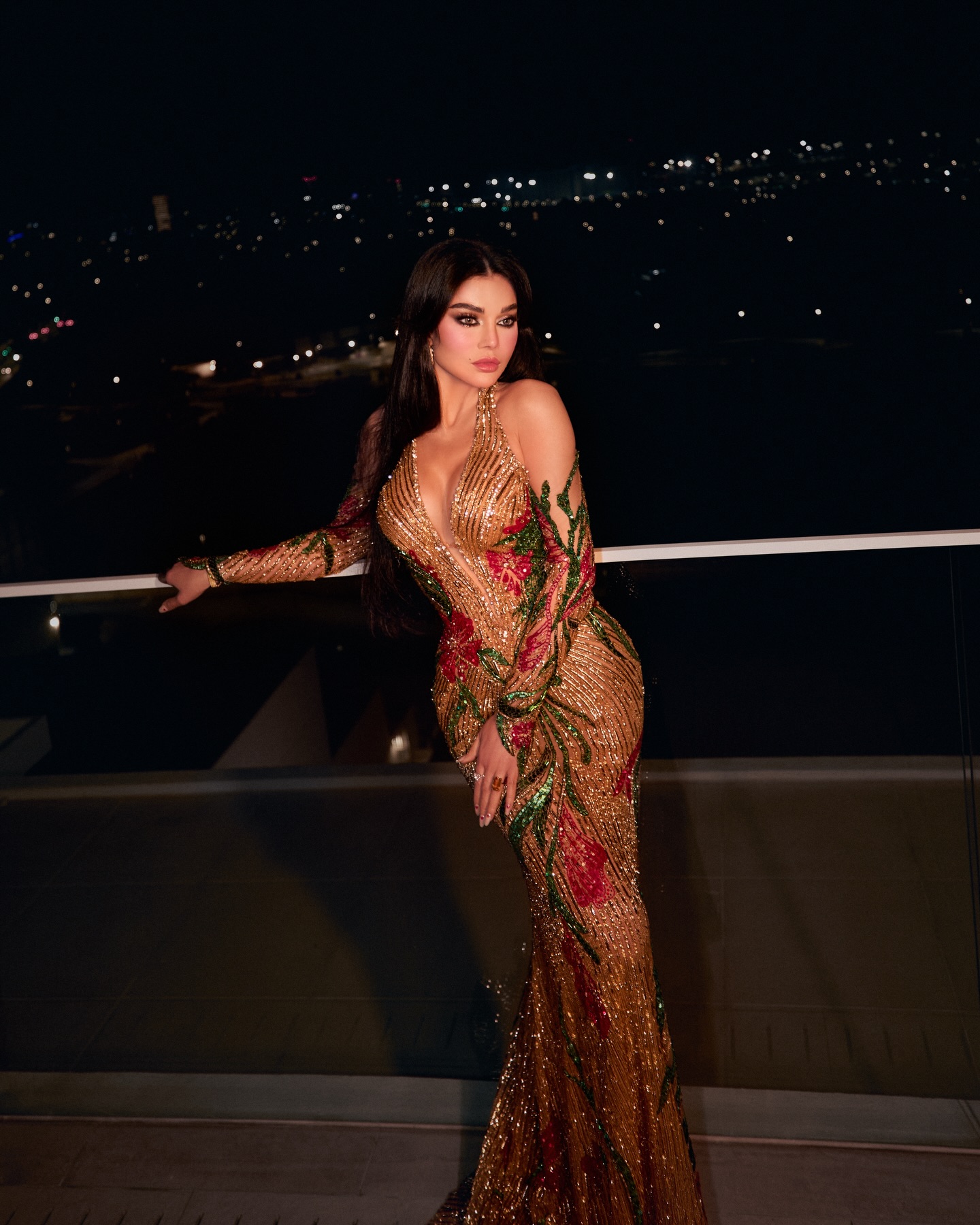 فستان من تصميم رامي سلمون