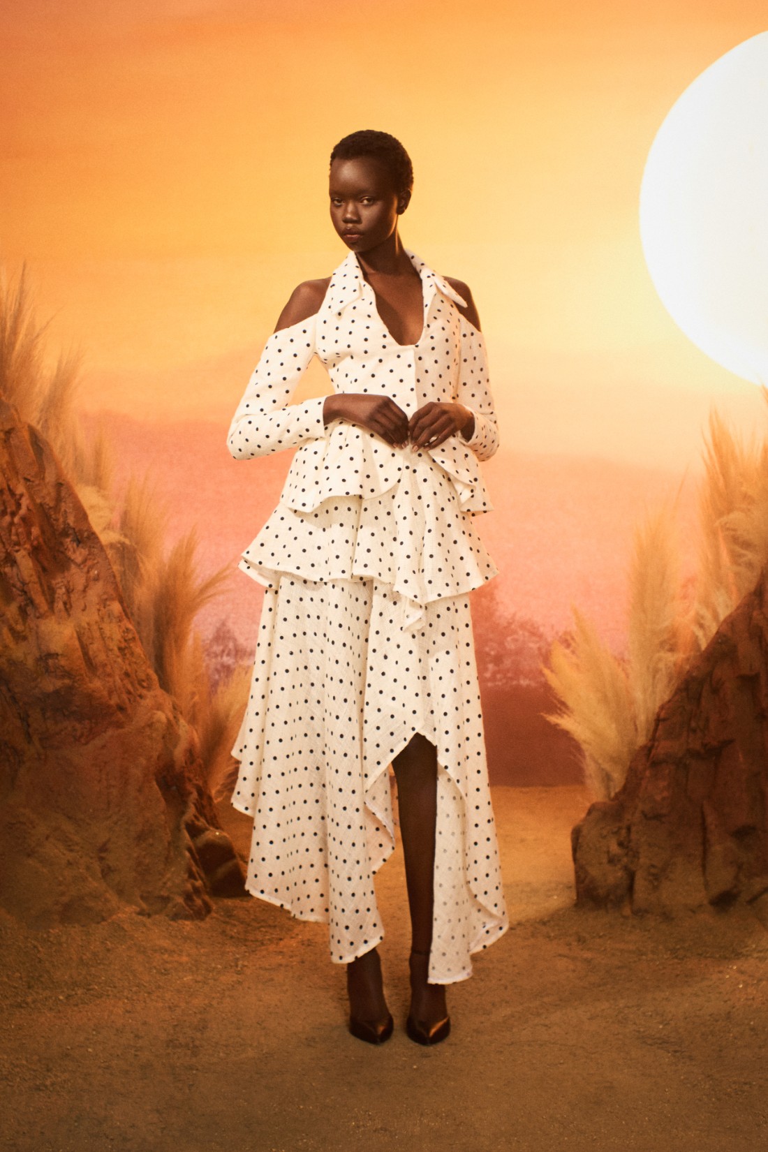 فستان ميدي من مجموعة Rodarte ربيع صيف 2025