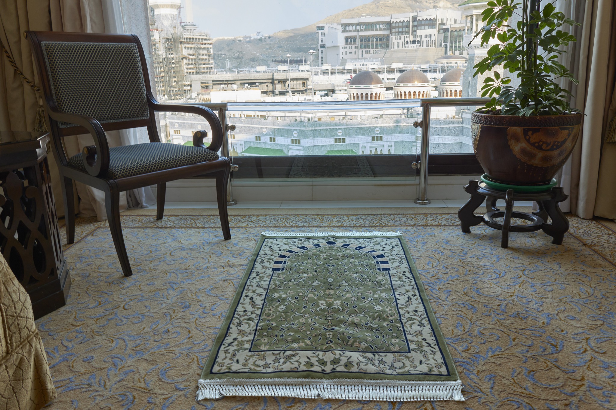 فندق إنتركونتيننتال دار التوحيد مكة… فخامة كلاسيكية تنبض بالوقار