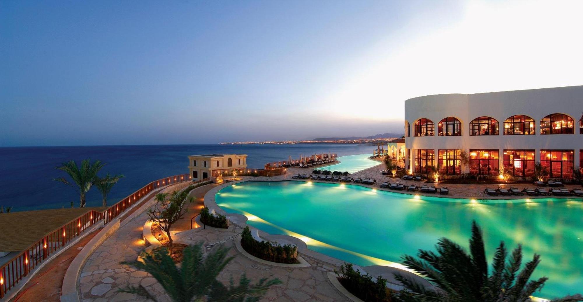 فندق ومنتجع ريف أواسيس بيتش Reef Oasis Beach Resort