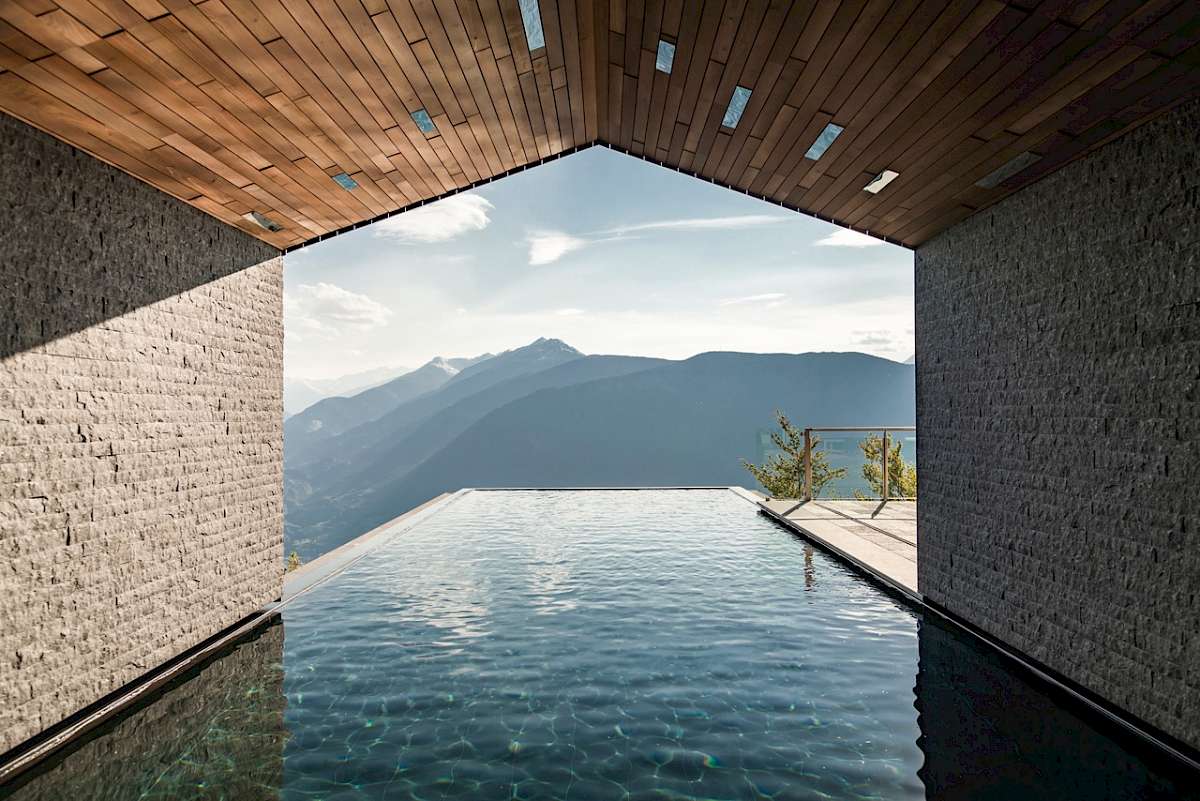 فندق ومنتجع ميرامونتي البوتيكي Miramonti Boutique Hotel، إيطاليا