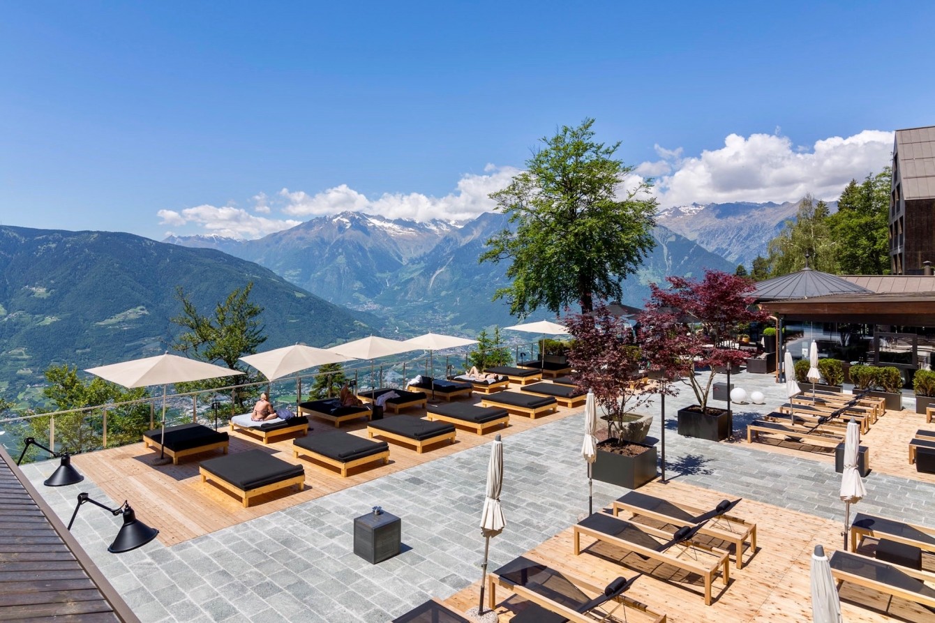 فندق ومنتجع ميرامونتي البوتيكي Miramonti Boutique Hotel، إيطاليا