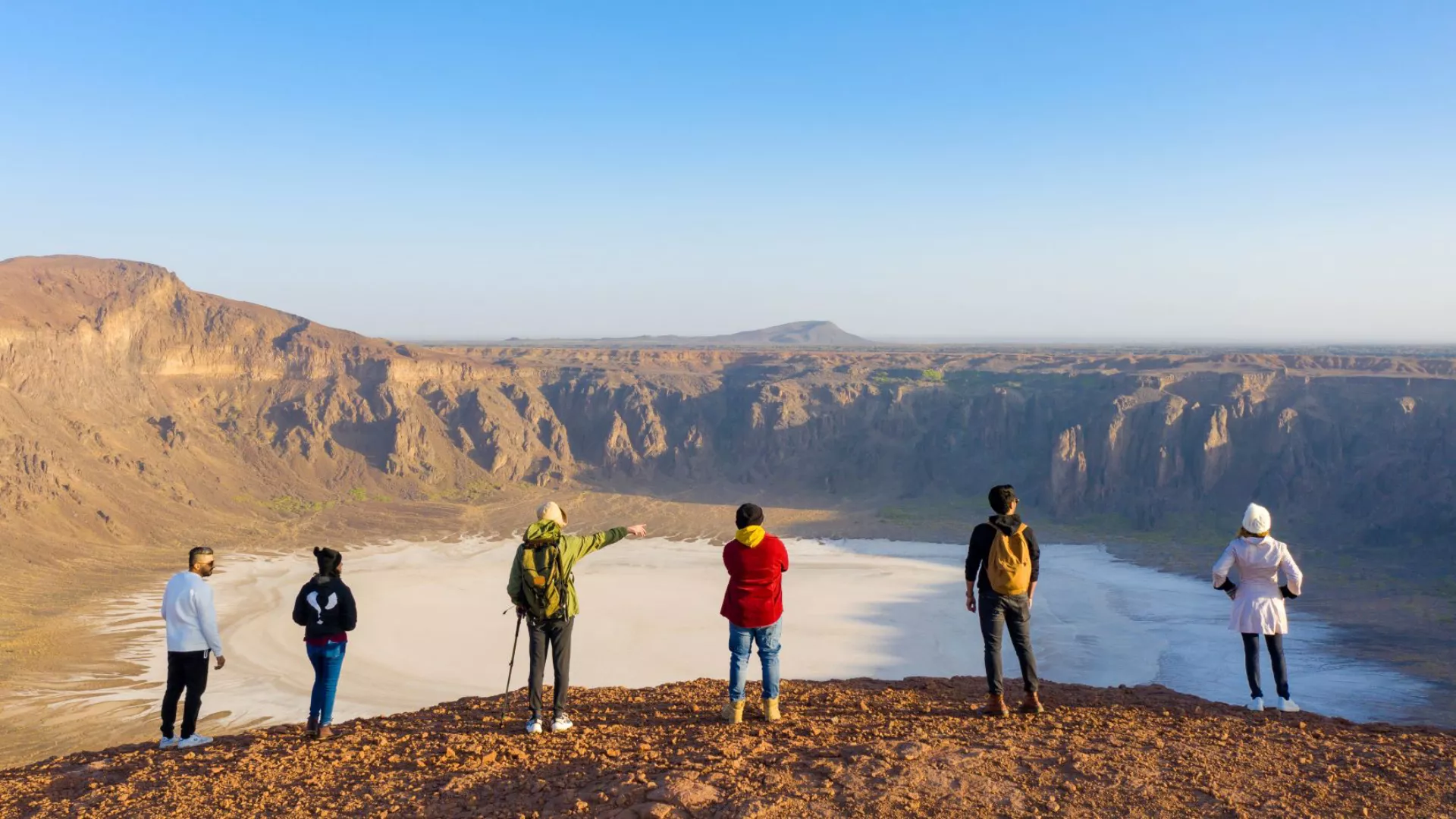 فوهة الوعبة وجهة استثنائية لعشاق المغامرة