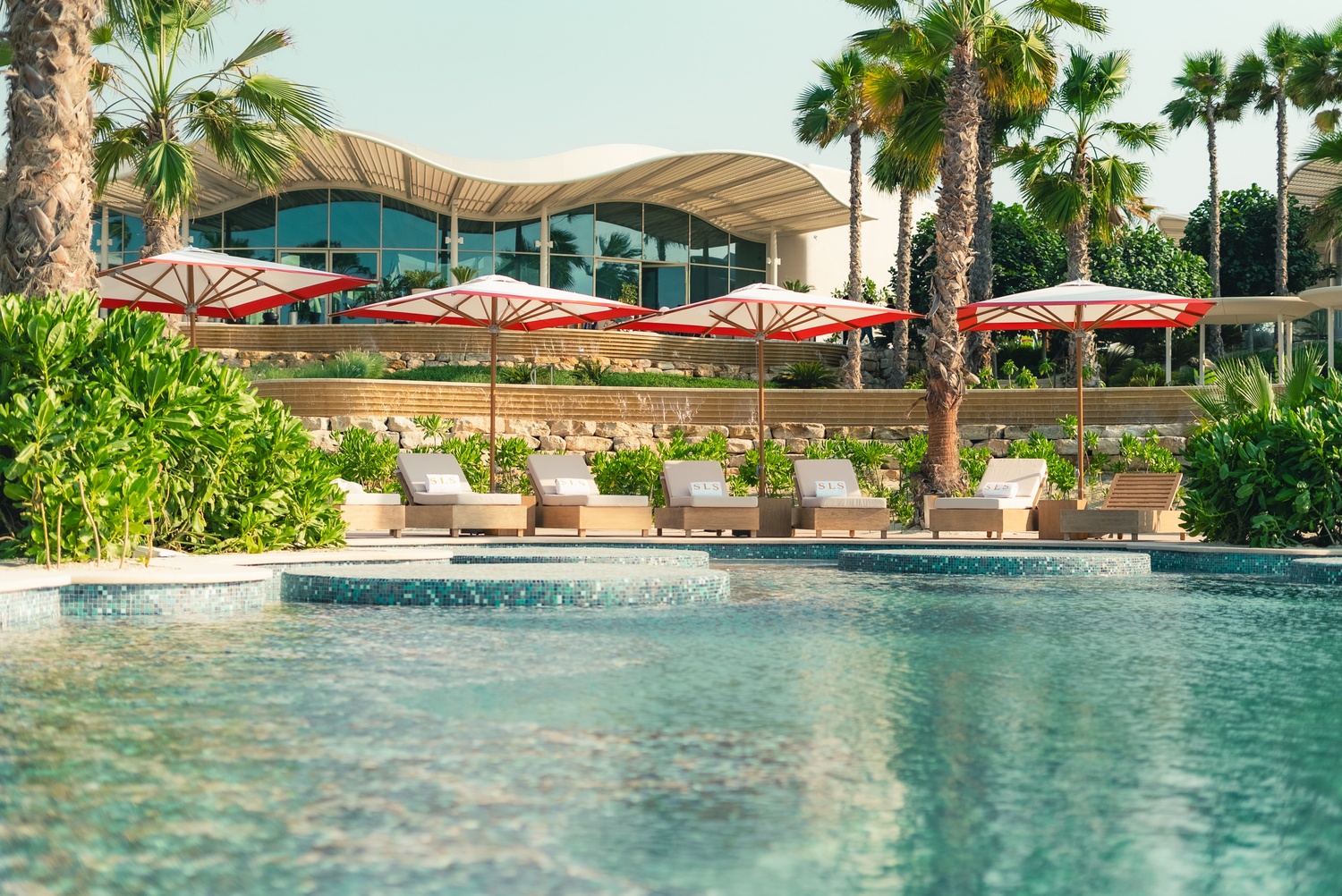 في شورى… تفاصيل ساحرة تضيف للمشهد بعدًا مختلفًا بين الطبيعة والتصميم