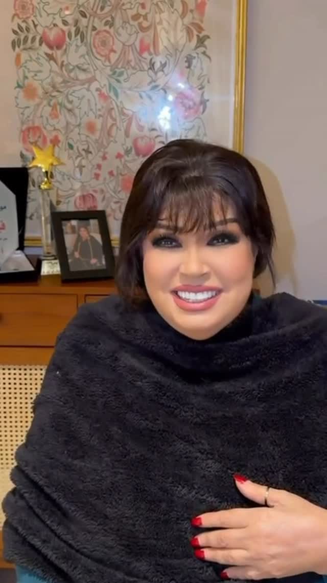 فيفي عبده تتكفل بـ"عطية الله"