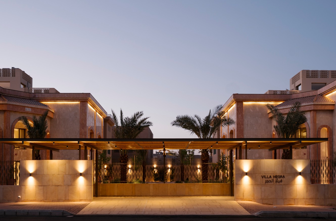 فيلا الحجر واحد من أجمل الوجهات الفنية الساحرة في العلا