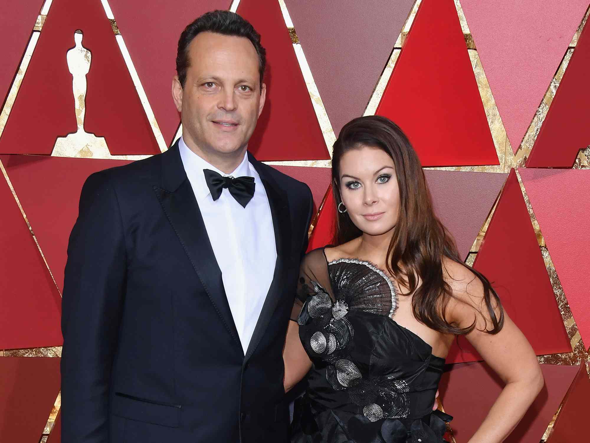 فينس فون Vince Vaughn وكيلا ويبر Kyla Weber
