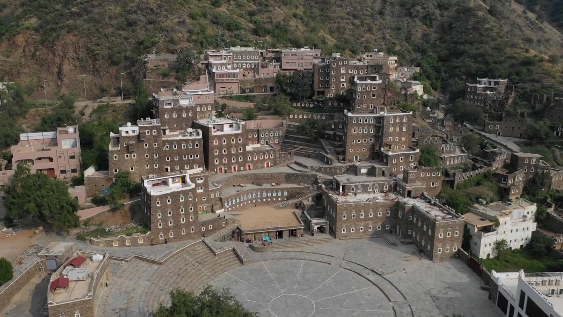 قرية رجال ألما التراثية