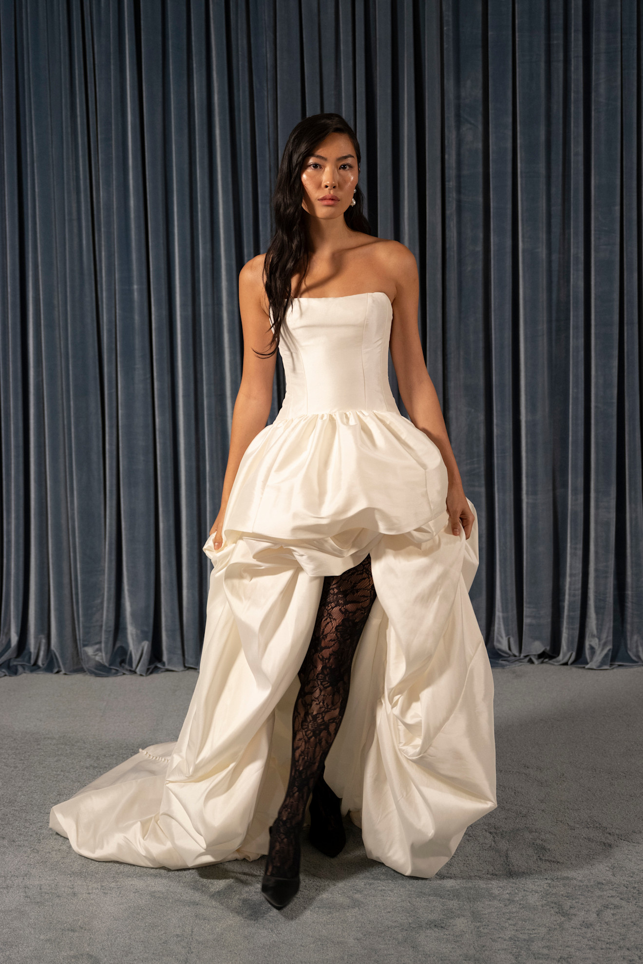 قصة التوليب بتصاميم Jenny Yoo