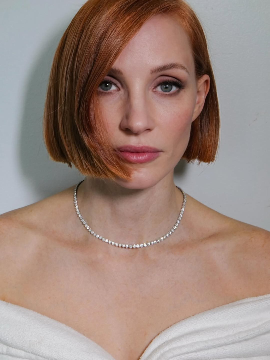 قصة الـ Blunt Bob مع الخصل المستقيمة بأسلوب  Jessica Chastain