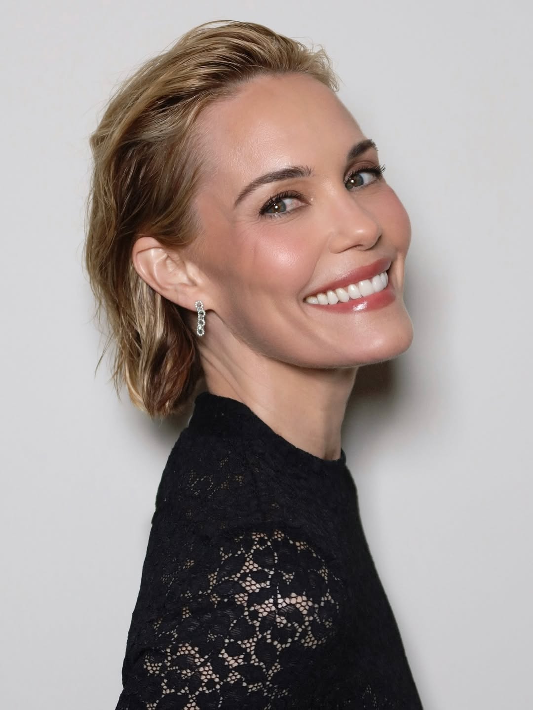 قصة الـ Italian Bobبأسلوب Leslie Bibb