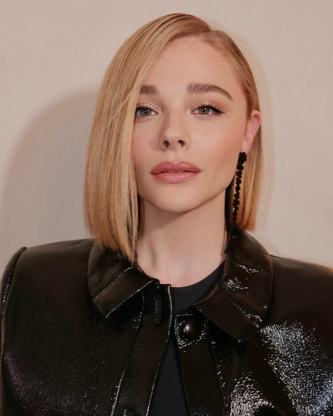 قصة الـ Layered Bobبأسلوب Chloë Grace Moretz