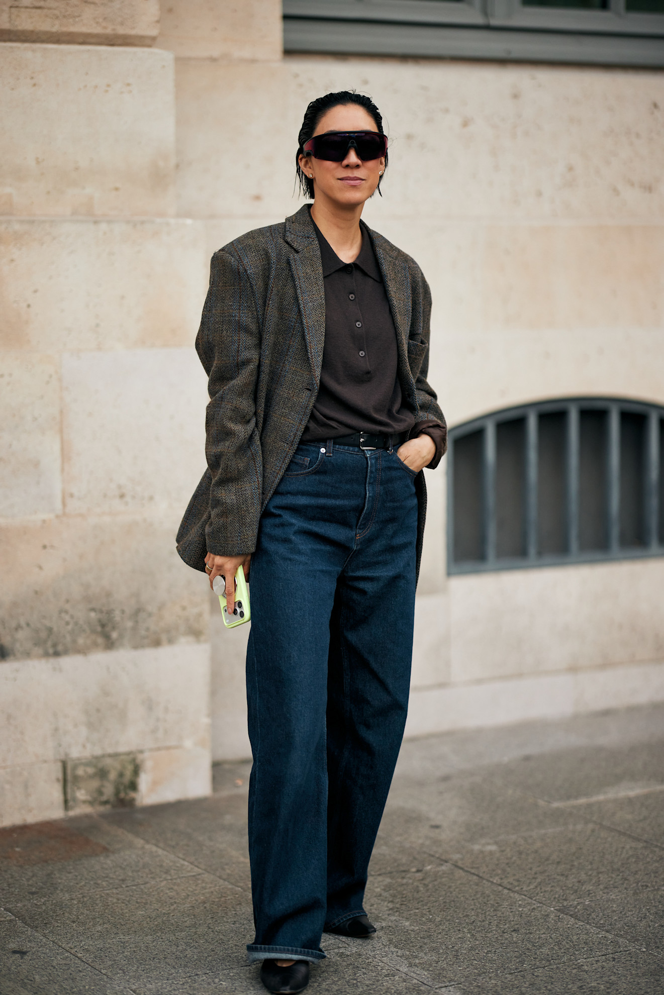 قطع استثمارية من شوارع باريس