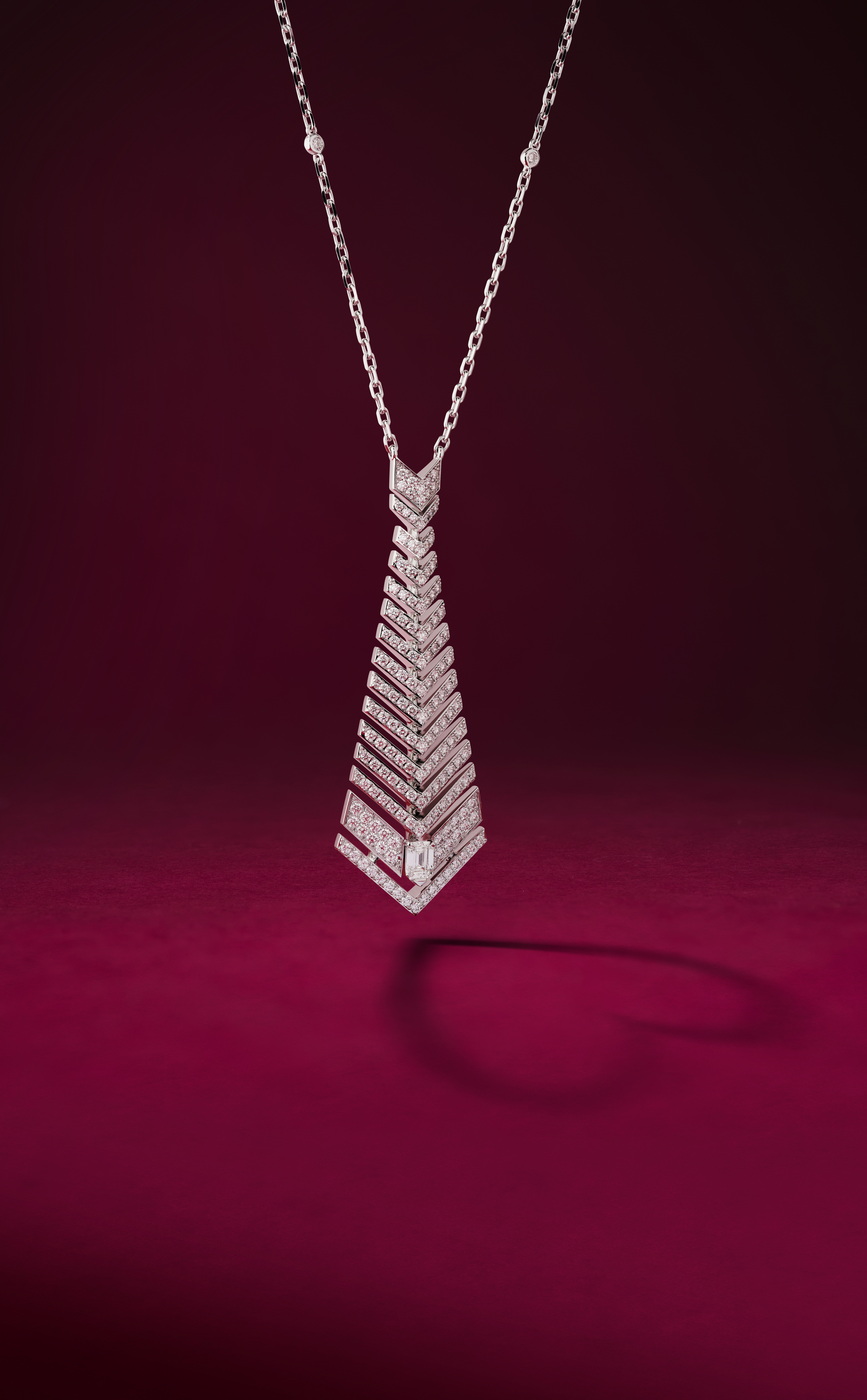 قلادة ماسية من توقيع دار ميسيكا