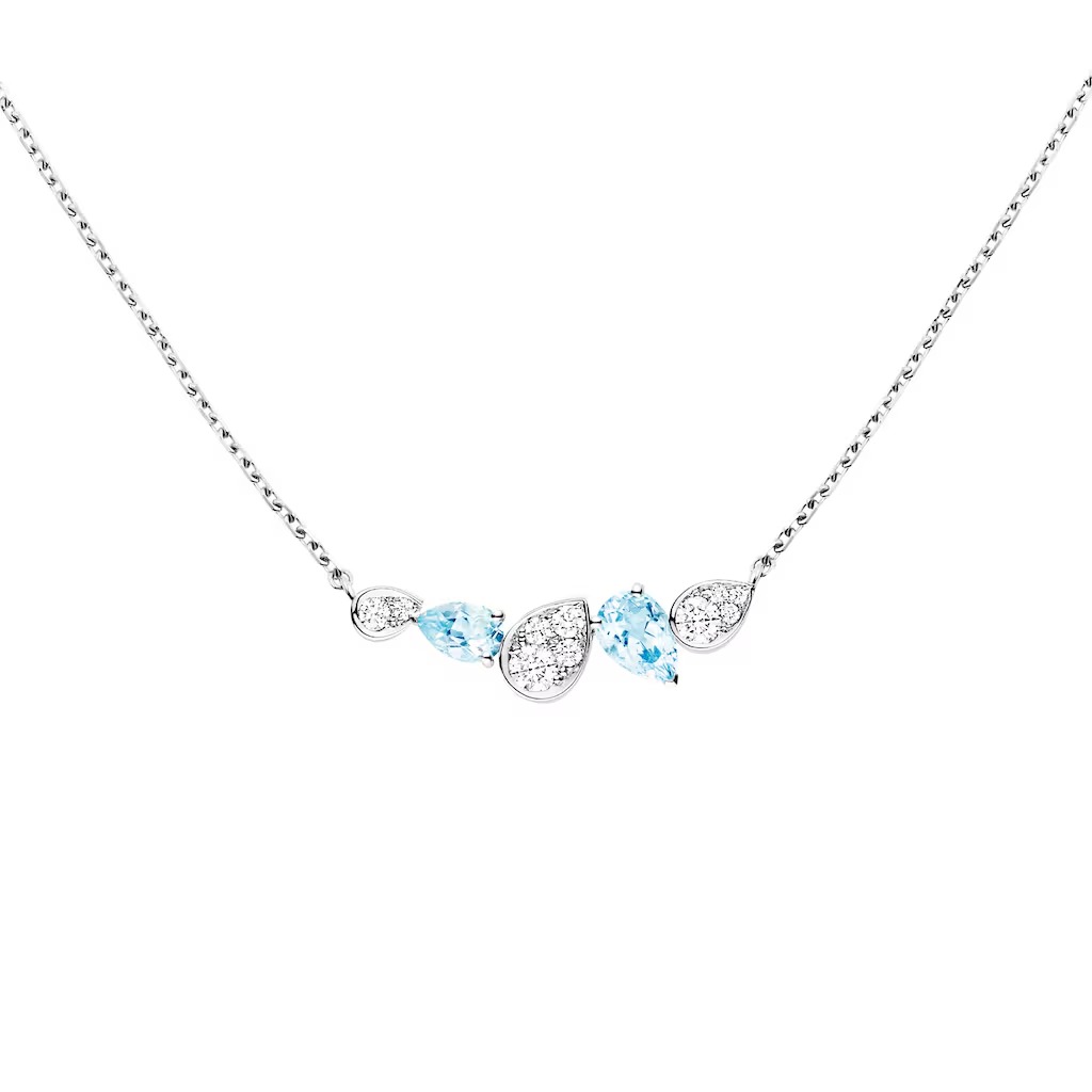 قلادة مرصعة بأحجار الأكوامارين من Chaumet
