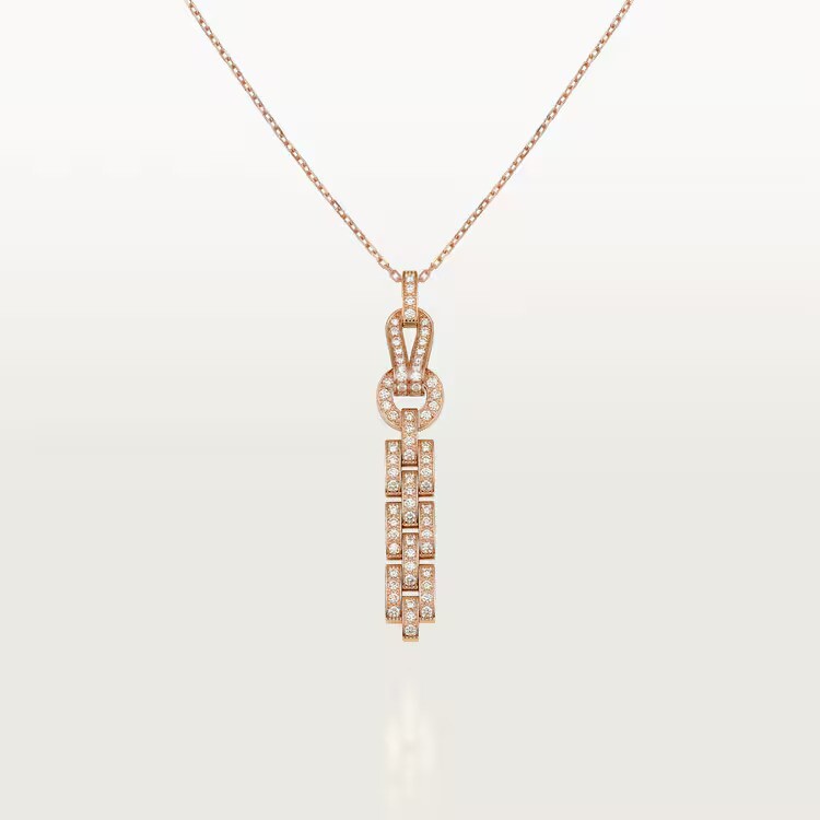 قلادة Agrafe  من  Cartier