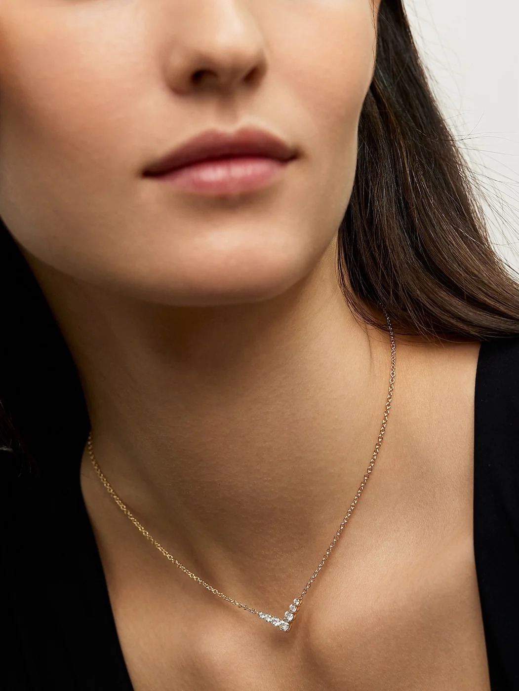 قلادة Aria V Necklace Mini من Melissa Kaye