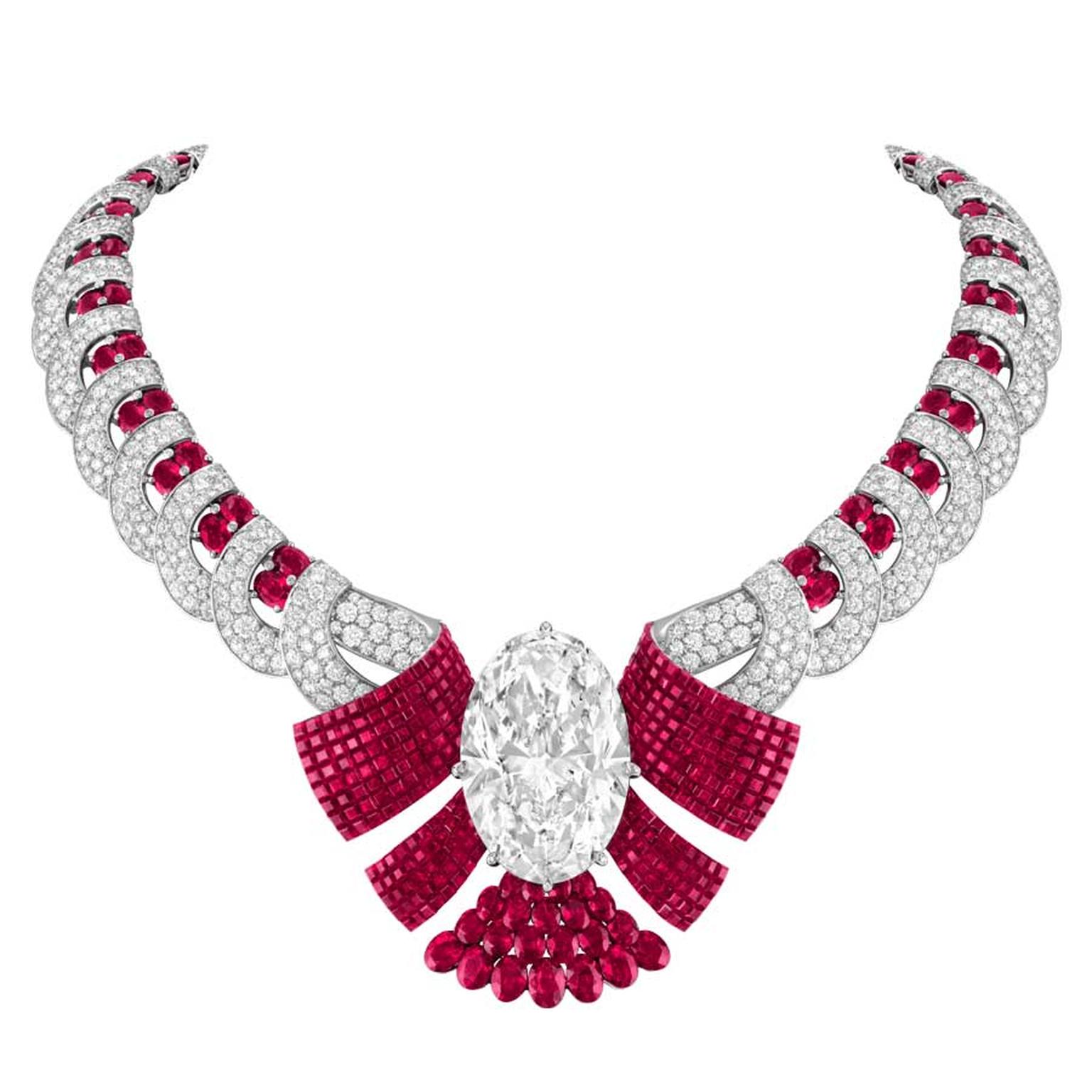 قلادة Atours Mystérieux من فان كليف آند آربلز Van Cleef & Arpels 