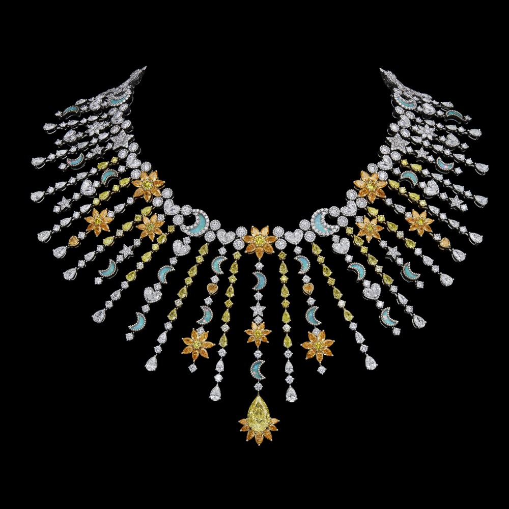 قلادة Belle Dior  من Dior