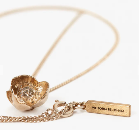 قلادة Camellia Flower Necklace In Gold