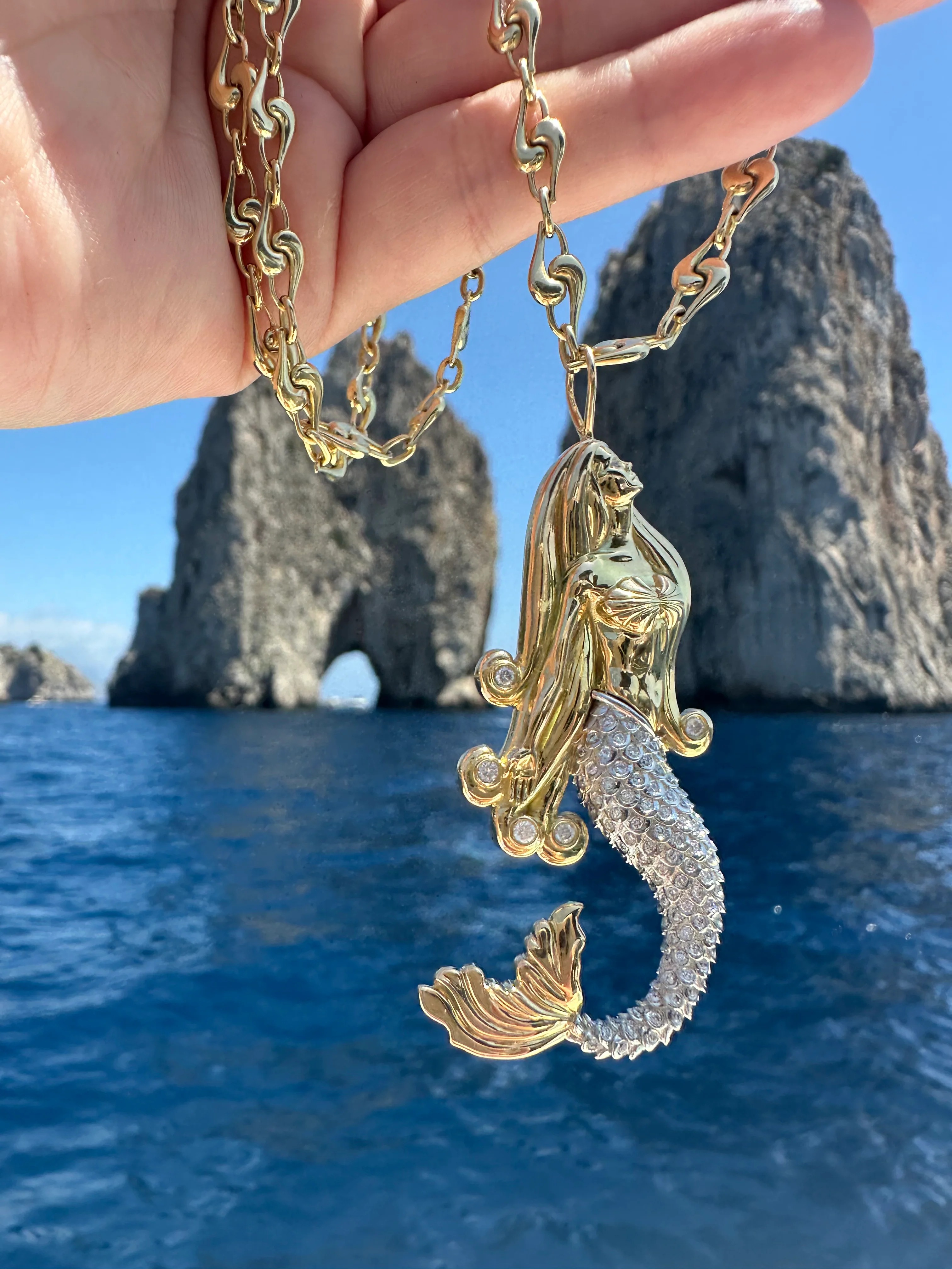 قلادة Large Mermaid من Brent Neale