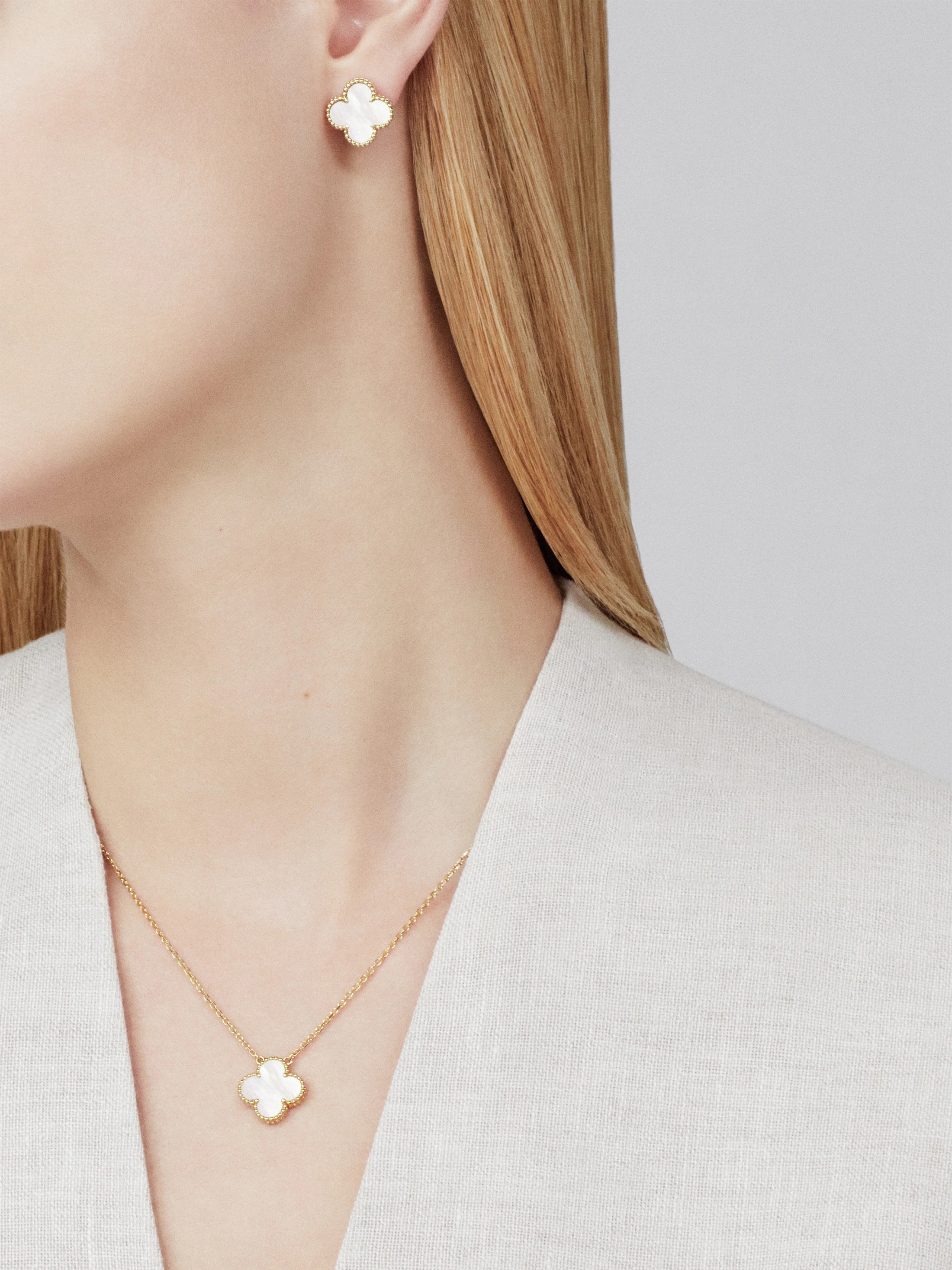 قلادة Vintage Alhambra من Van Cleef & Arpels
