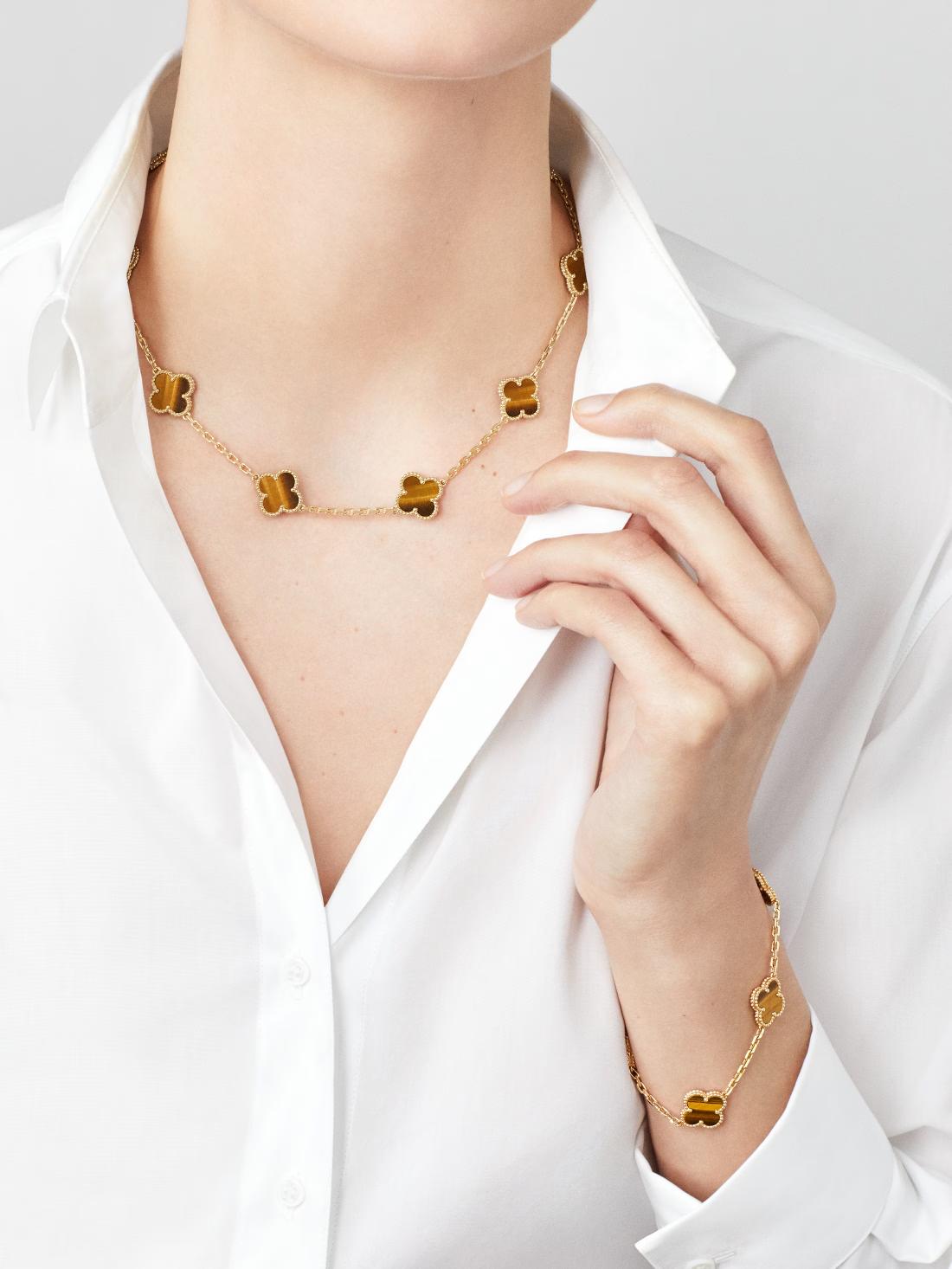 قلادة Vintage Alhambra من Van Cleef & Arpels