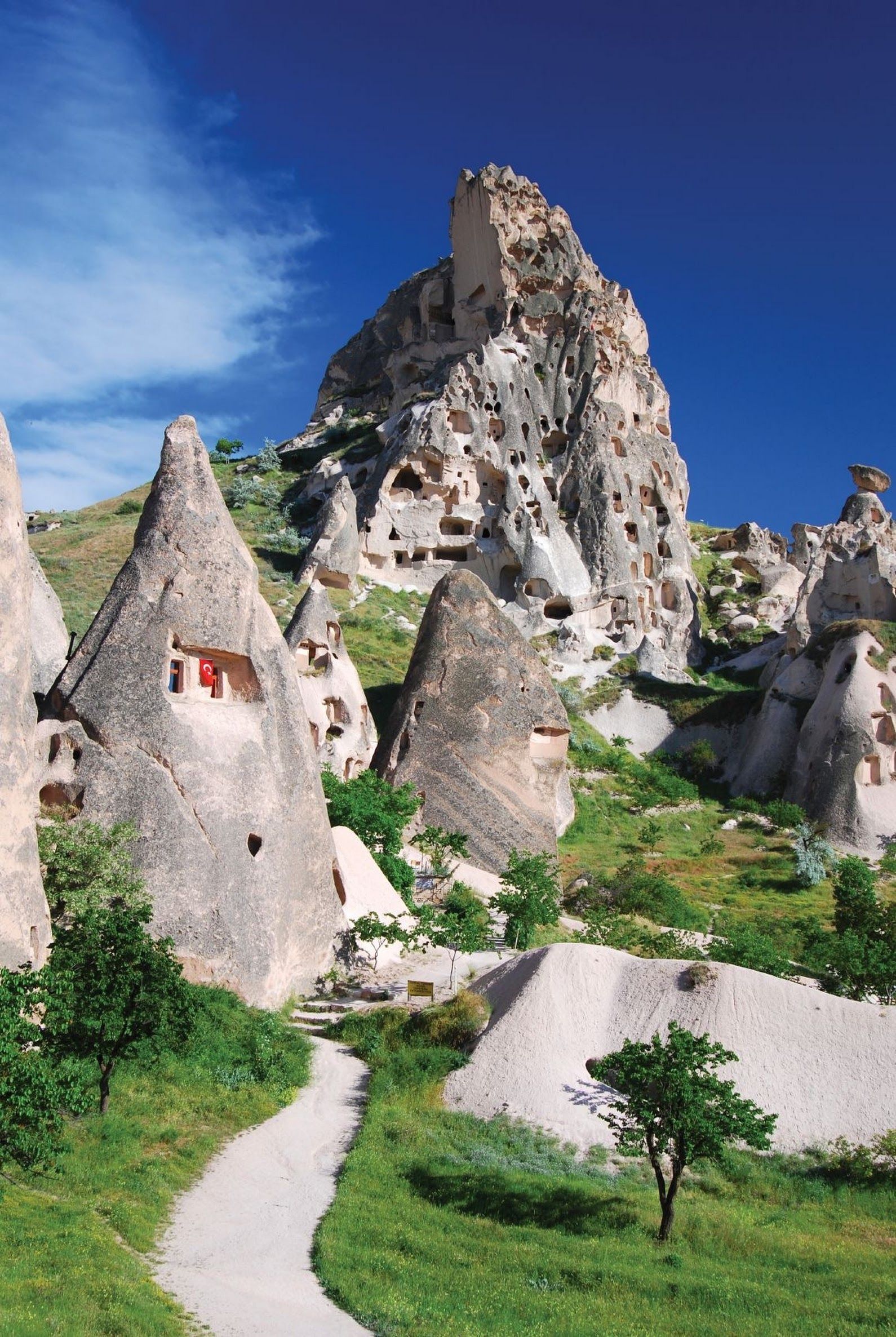 قلعة أوتشيسار Uçhisar Castle
