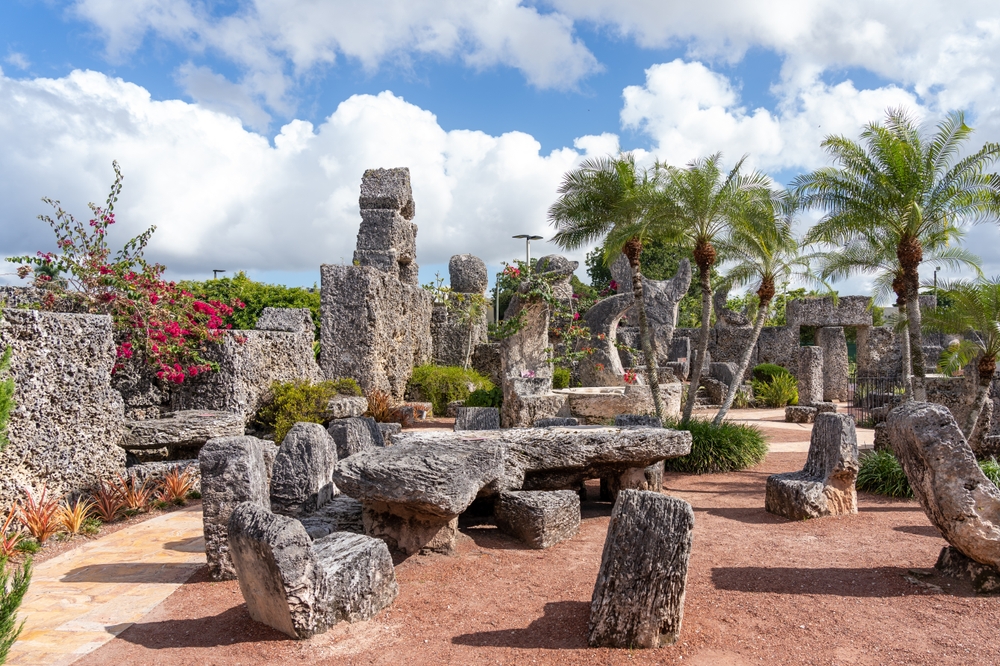 قلعة المرجان Coral Castle