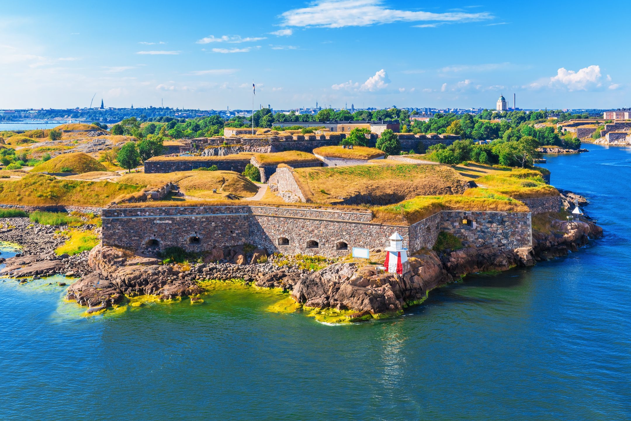 قلعة سومنلينا البحرية (Suomenlinna Sea Fortress).jpg
