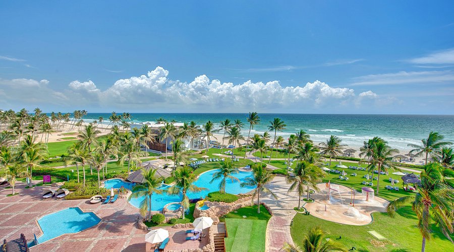 كراون بلازا صلالة (Crowne Plaza Resort Salalah)