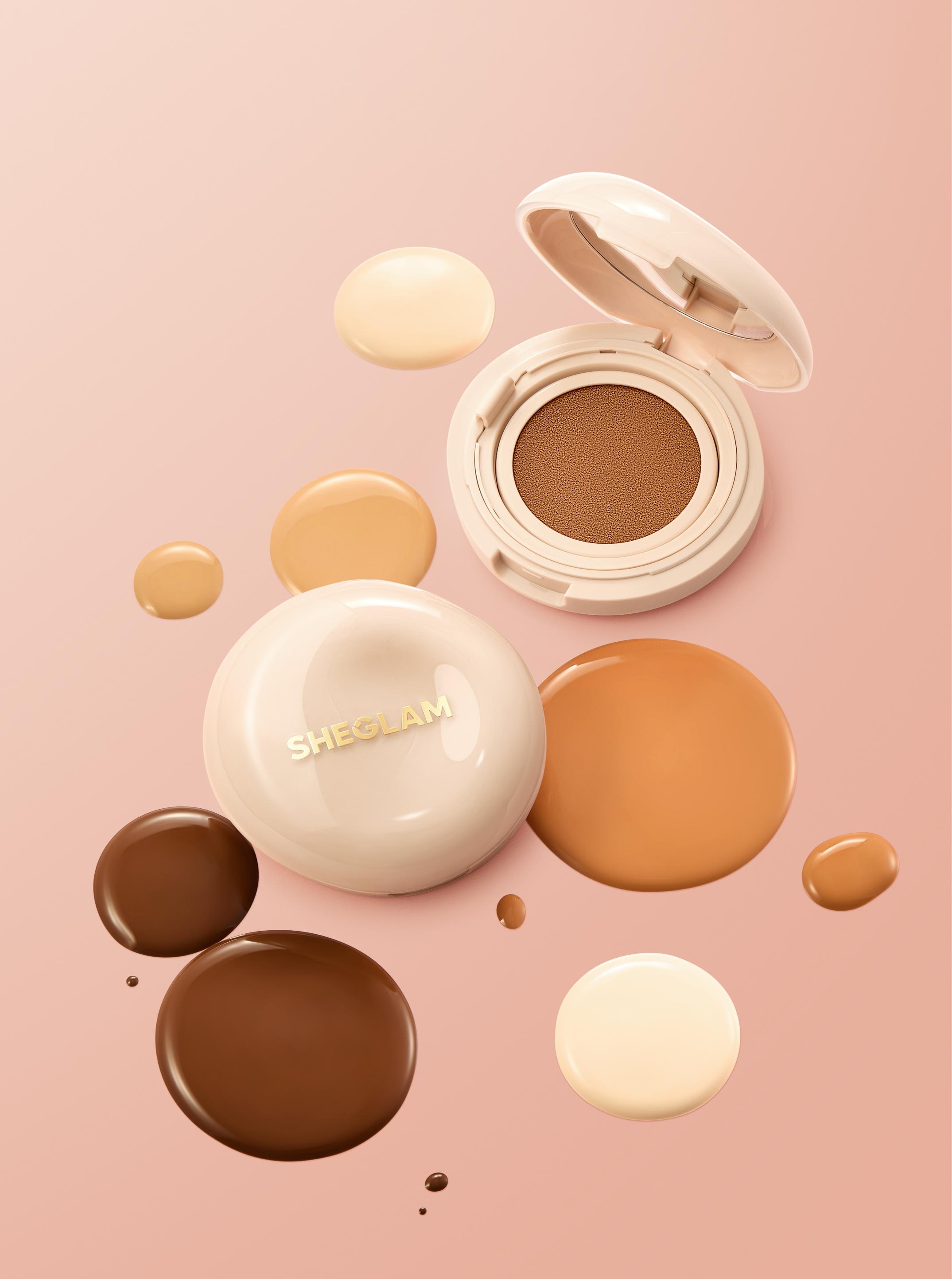كريم أساس Lock & Go Long Lasting Cushion Foundation من علامة  SHEGLAM مع مجموعة واسعة تضم 36 درجة لونية تناسب مختلف ألوان البشرة