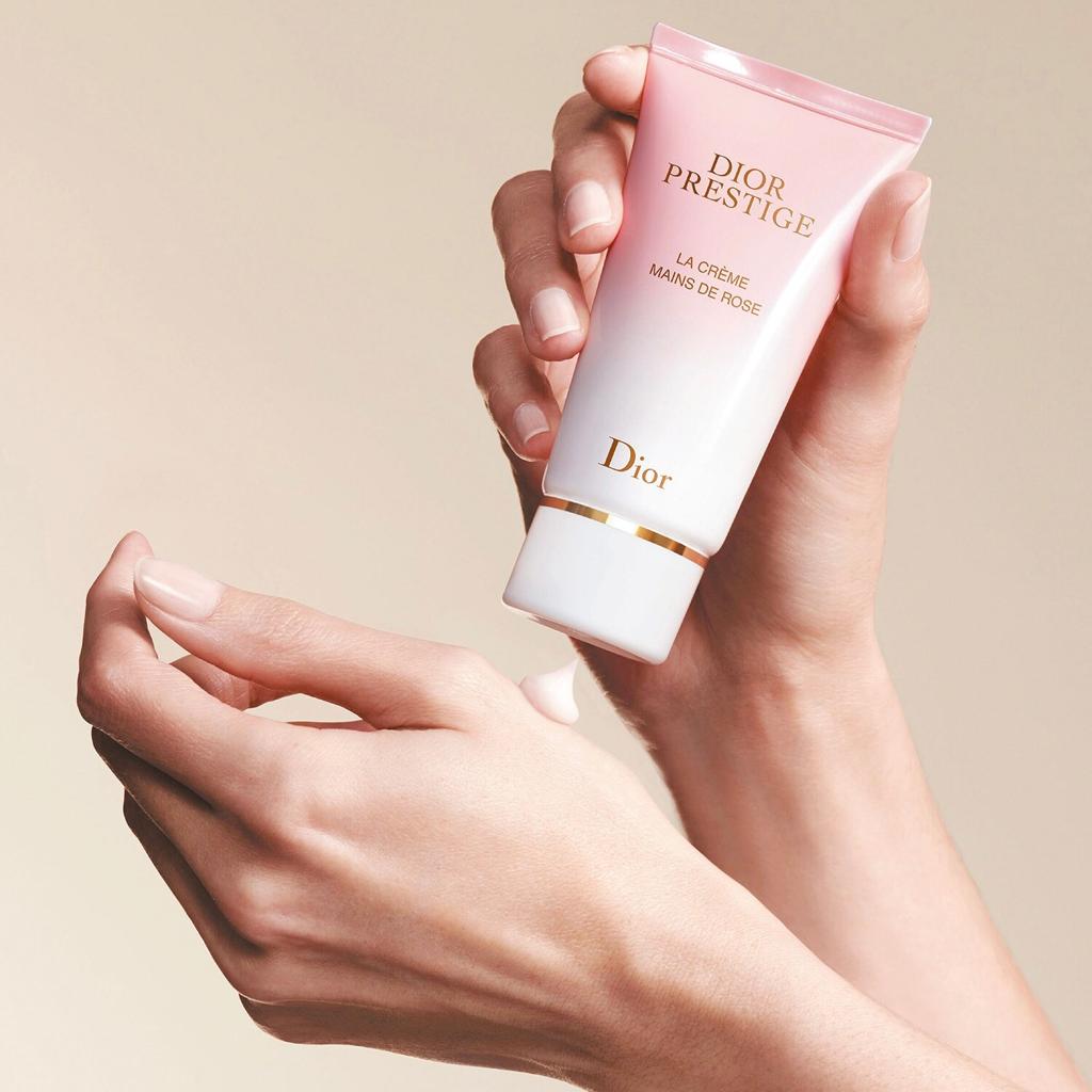 كريم Dior Prestige La Crème Mains de Rose