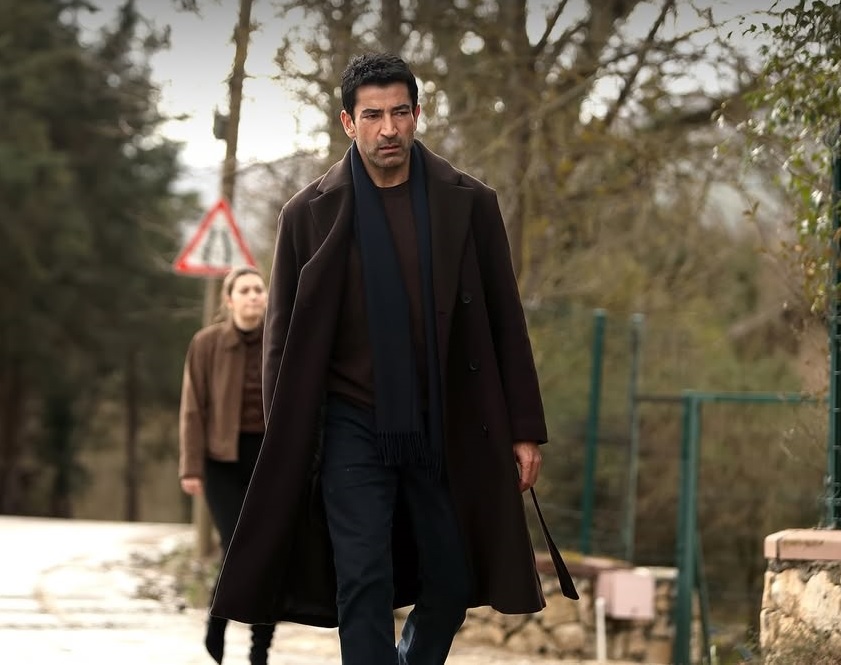 كنان إميرزالي أوغلو الأعلى أجرا الممثل التركي