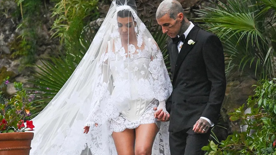 كورتني كارداشيان Kourtney Kardashian
