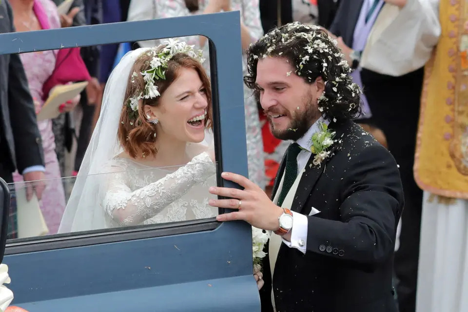 كيت هارينغتون Kit Harington وروز ليزلي Rose Leslie