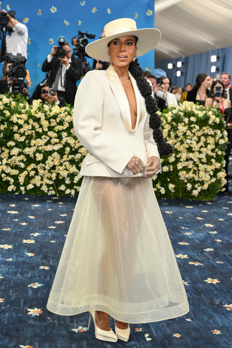 كيري واشنطن Kerry Washington بتصاميم مجوهرات مرصّعة بالألماس من دار شوبارد Chopard