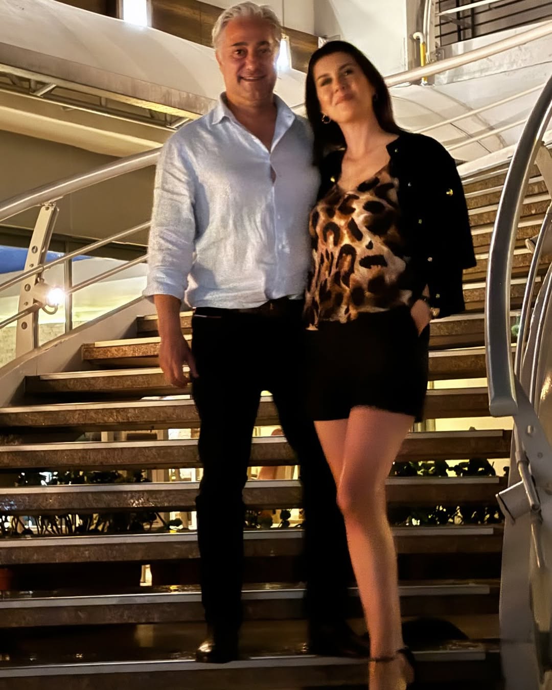 كيف بدأت سيفينش غورسين مسيرتها الفنية؟