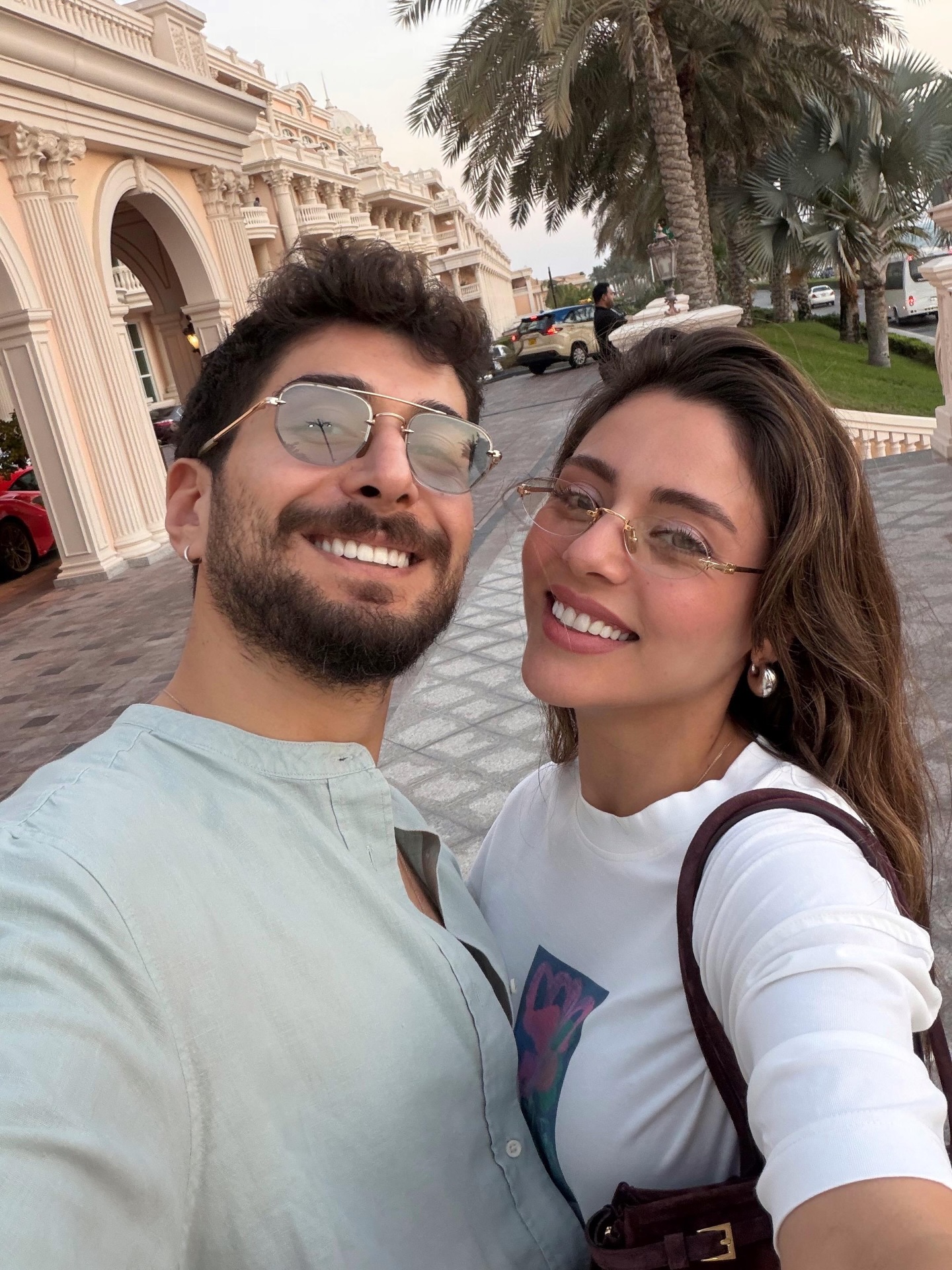 كيف بدأت قصة حب سيلا ترك أوغلي وخطيبها؟