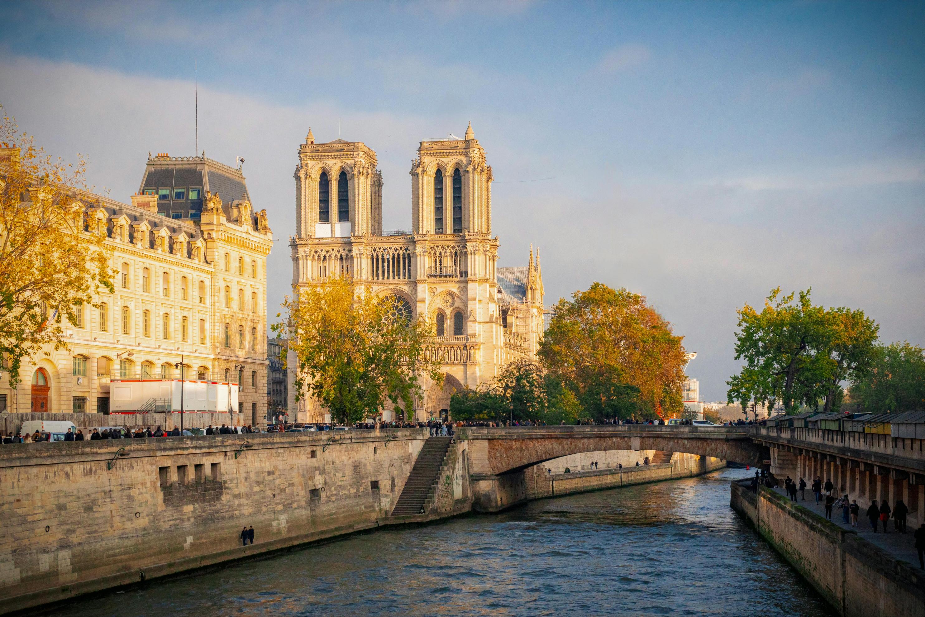 كيف تستمتعين بتجربة فاخرة في باريس خلال أيام قليلة