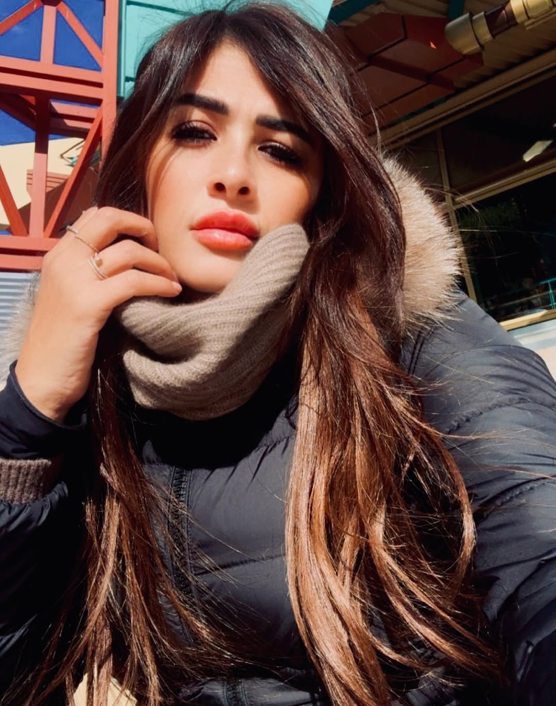 كيف تواجه ياسمين عبدالعزيز شائعات الانفصال؟