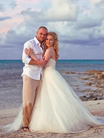 كيلي بيكلر KELLIE PICKLER وكايل جاكوبس KYLE JACOBS- أنتيغوا