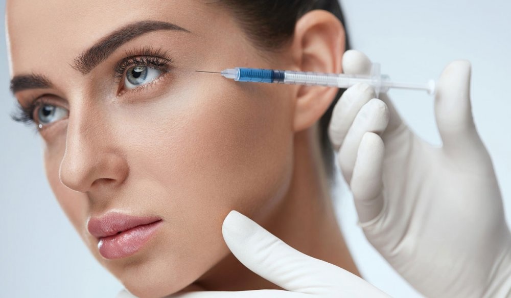 لا تزال عمليات التجميل والحقن منتشرة