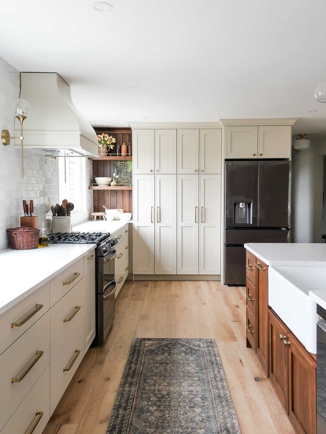 لا يفضل وضع الثلاجة بعيدا عن الموقد