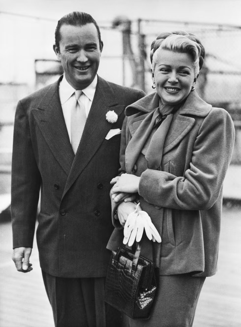 لانا تيرنر Lana Turner وهنري جيه. بوب توبينغ جونيور Henry J. Bob Topping Jr، إنجلترا