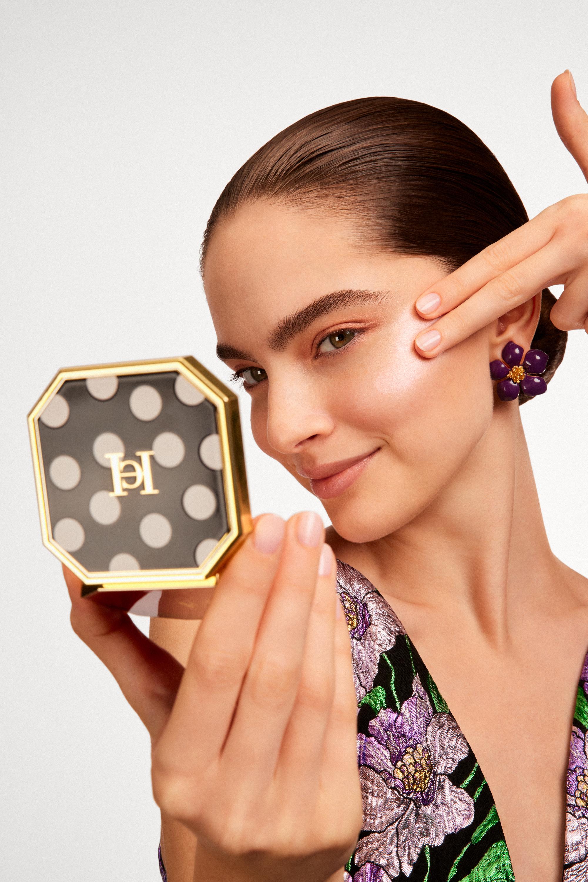 لبشرة مشرقة في موسم الربيع إختاري هايلايتر Fabulous Skin بلون Rosé Hour